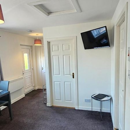 Arisaig Flat Apartment Inverness Bagian luar foto