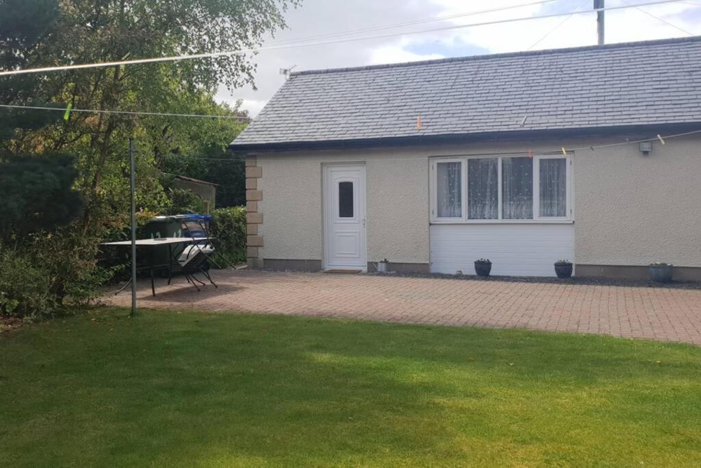 Arisaig Flat Apartment Inverness Bagian luar foto