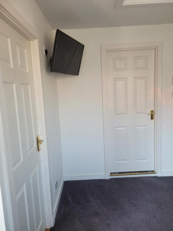Arisaig Flat Apartment Inverness Bagian luar foto