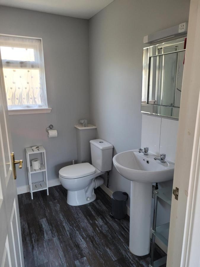 Arisaig Flat Apartment Inverness Bagian luar foto